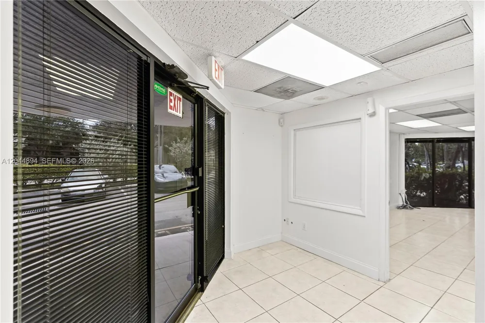 10297 NW 46th St #1A Sunrise, FL 33351