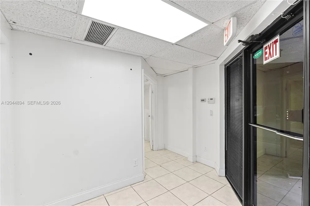 10297 NW 46th St #1A Sunrise, FL 33351