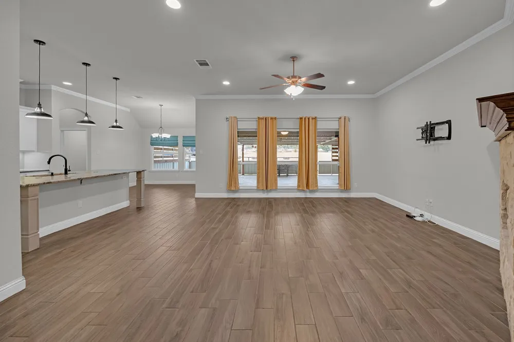 120 Lone Star Way Godley, TX 76044
