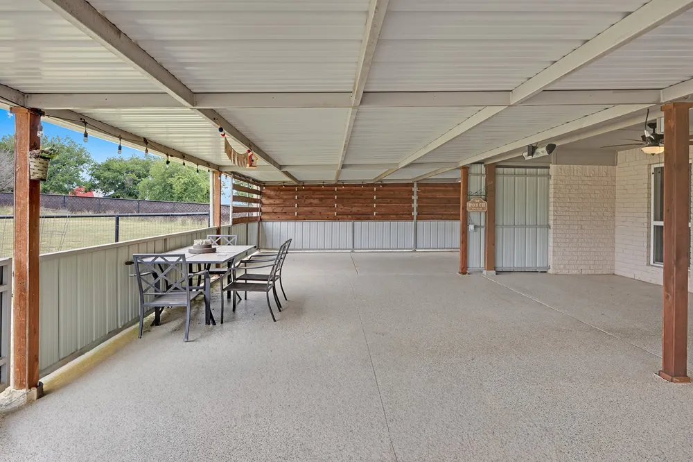 120 Lone Star Way Godley, TX 76044