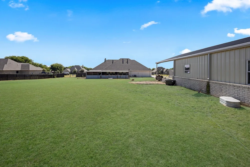 120 Lone Star Way Godley, TX 76044