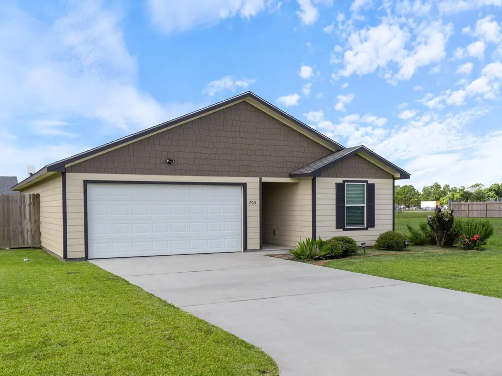 705 Flycatcher Drive Palacios, TX 77465