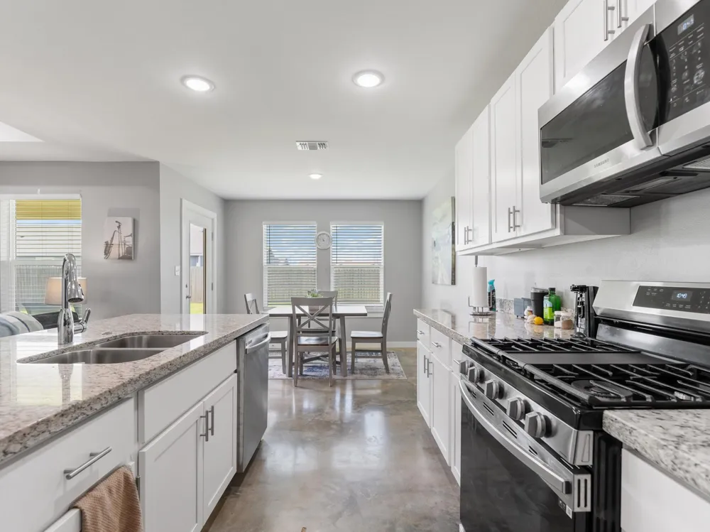 705 Flycatcher Drive Palacios, TX 77465