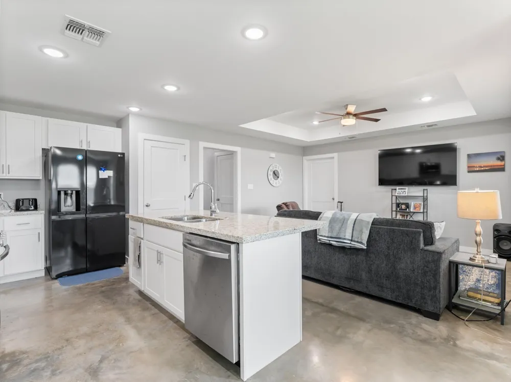 705 Flycatcher Drive Palacios, TX 77465