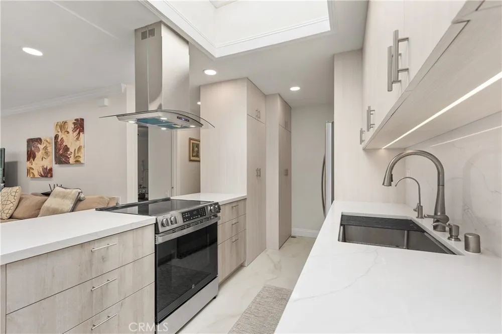 2243 Via Puerta # G Laguna Woods, CA 92637