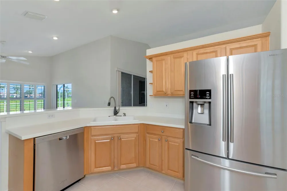 5133 FLAGSTONE DRIVE Sarasota, FL 34238