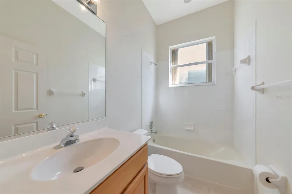 5133 FLAGSTONE DRIVE Sarasota, FL 34238