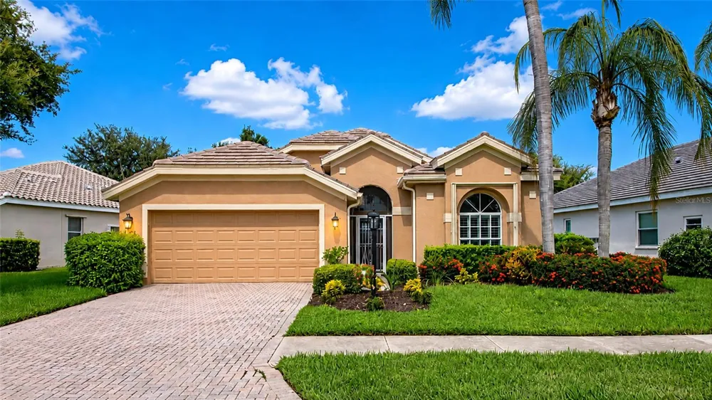 5133 FLAGSTONE DRIVE Sarasota, FL 34238