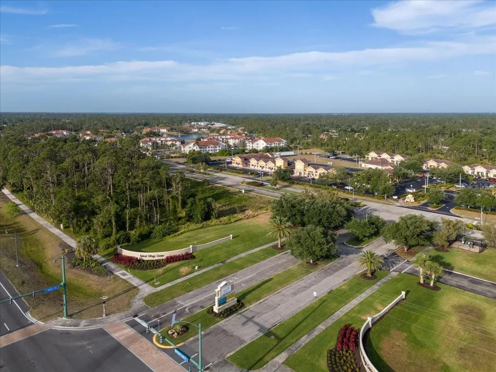 1835 BOBCAT TRAIL North Port, FL 34288