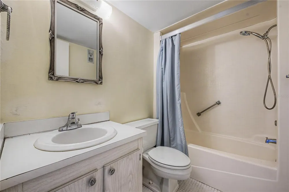 9 FORBES PLACE #205 Dunedin, FL 34698