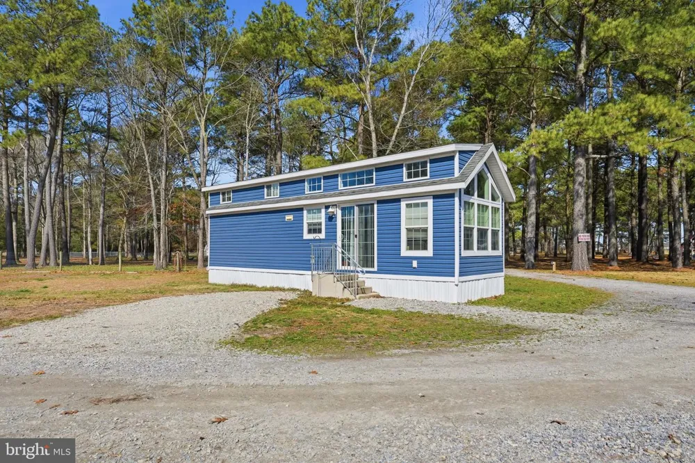 89 HUNTING QUARTER ROAD Greenwood, DE 19950