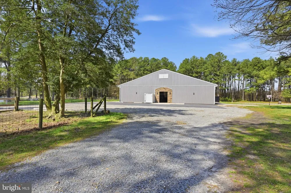 89 HUNTING QUARTER ROAD Greenwood, DE 19950