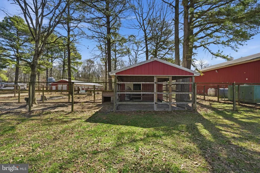 89 HUNTING QUARTER ROAD Greenwood, DE 19950