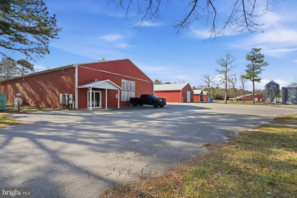 89 HUNTING QUARTER ROAD Greenwood, DE 19950