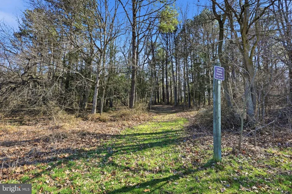 89 HUNTING QUARTER ROAD Greenwood, DE 19950