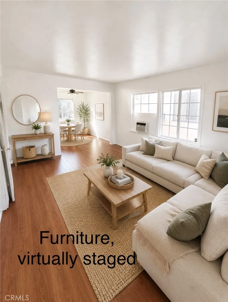 12823 Burbank Valley Village, CA 91607