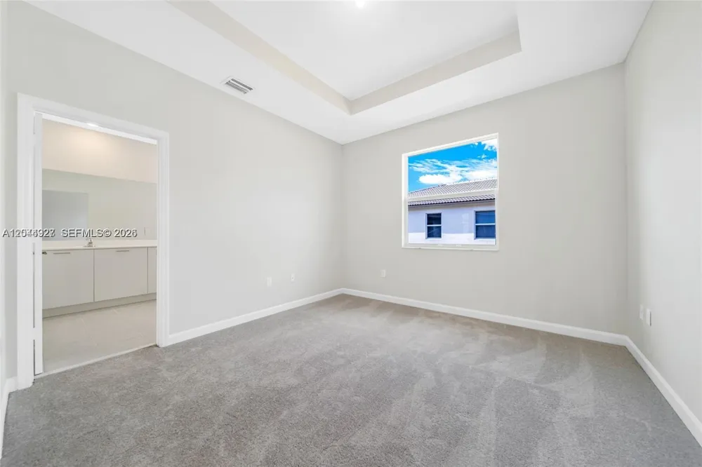 12942 NW 23rd Pl Miami, FL 33167
