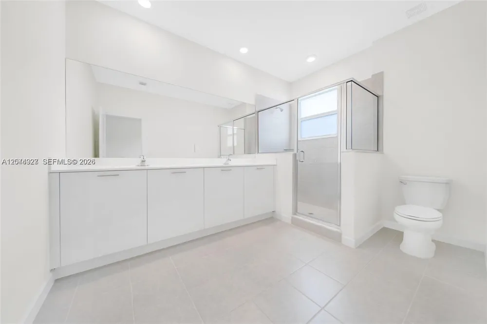 12942 NW 23rd Pl Miami, FL 33167
