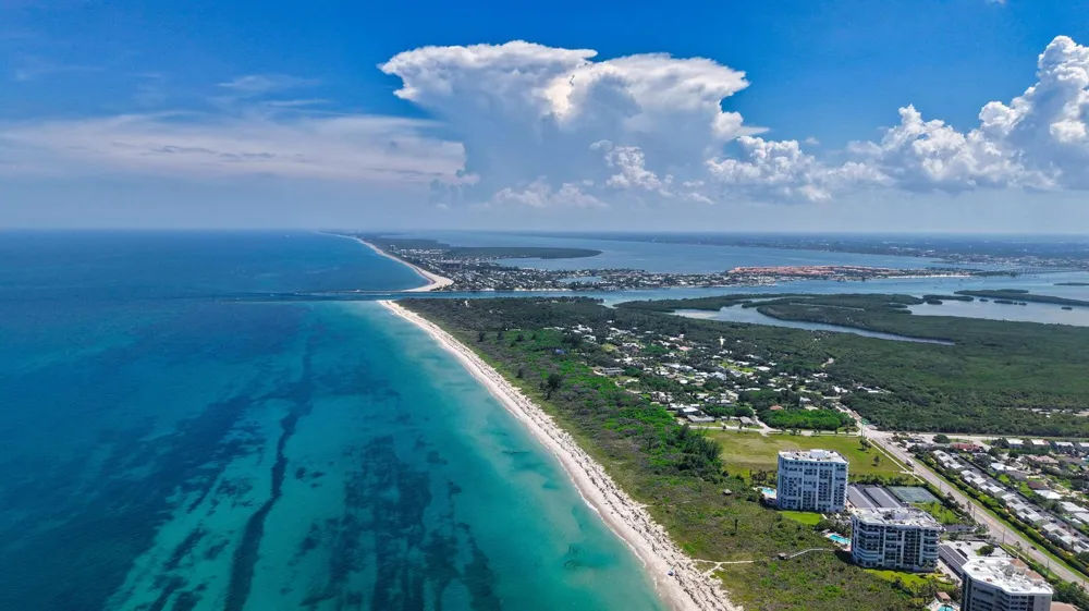 2700 Hwy A1a #207 Hutchinson Island, FL 34949