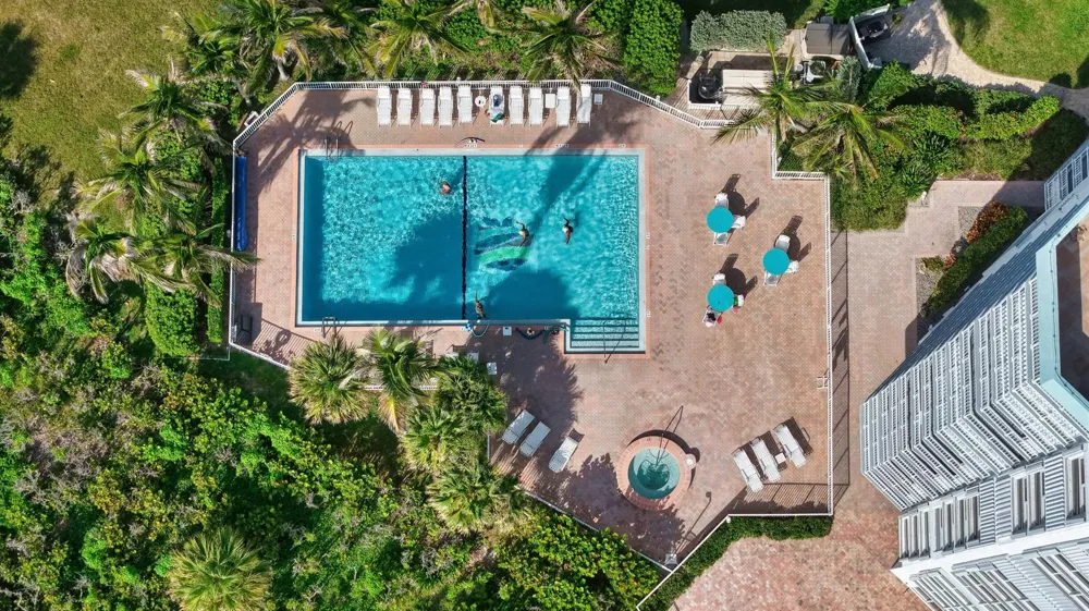 2700 Hwy A1a #207 Hutchinson Island, FL 34949