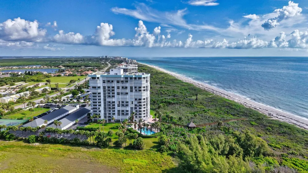 2700 Hwy A1a #207 Hutchinson Island, FL 34949
