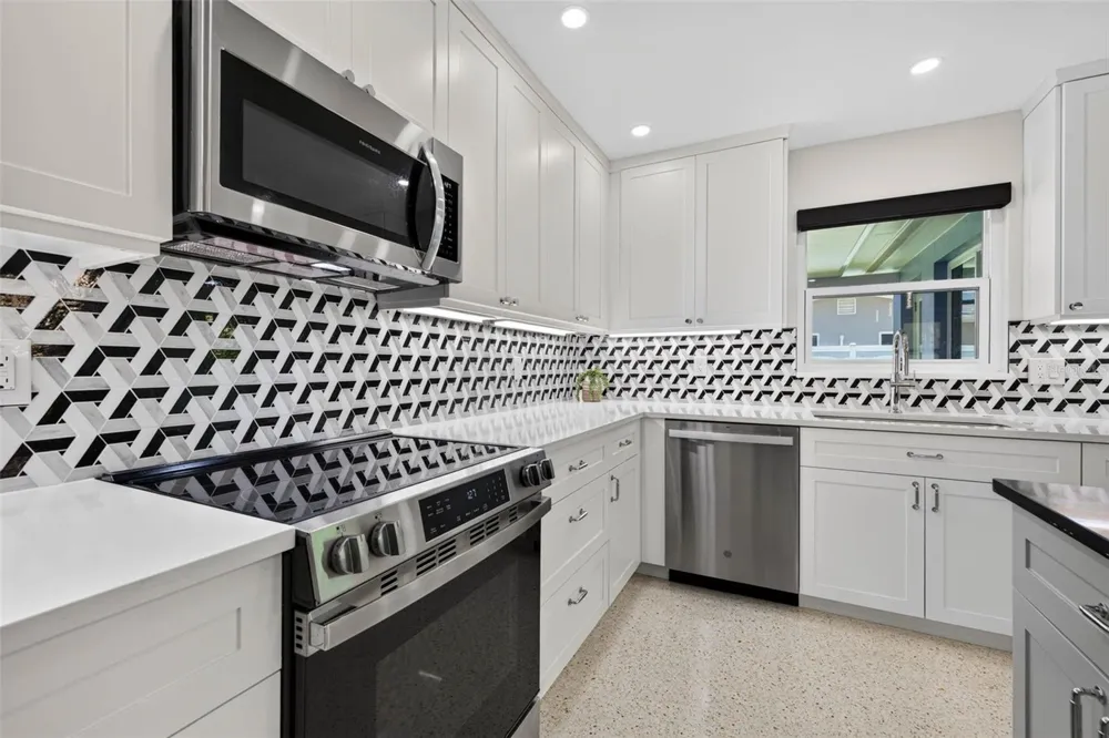 819 59TH AVENUE St Pete Beach, FL 33706