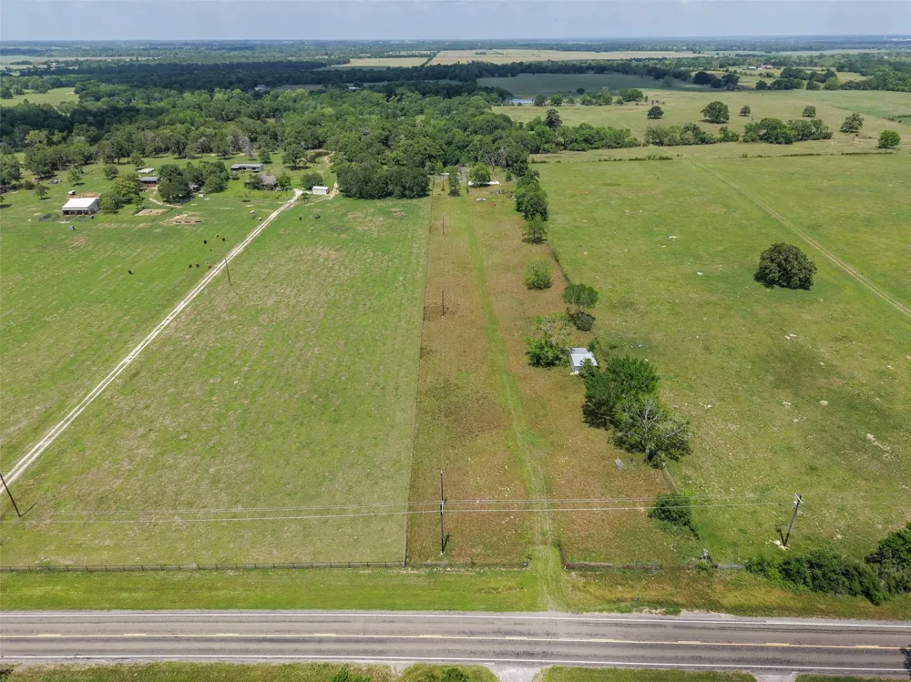 37880 Farm Market 1736 Road Hempstead, TX 77445