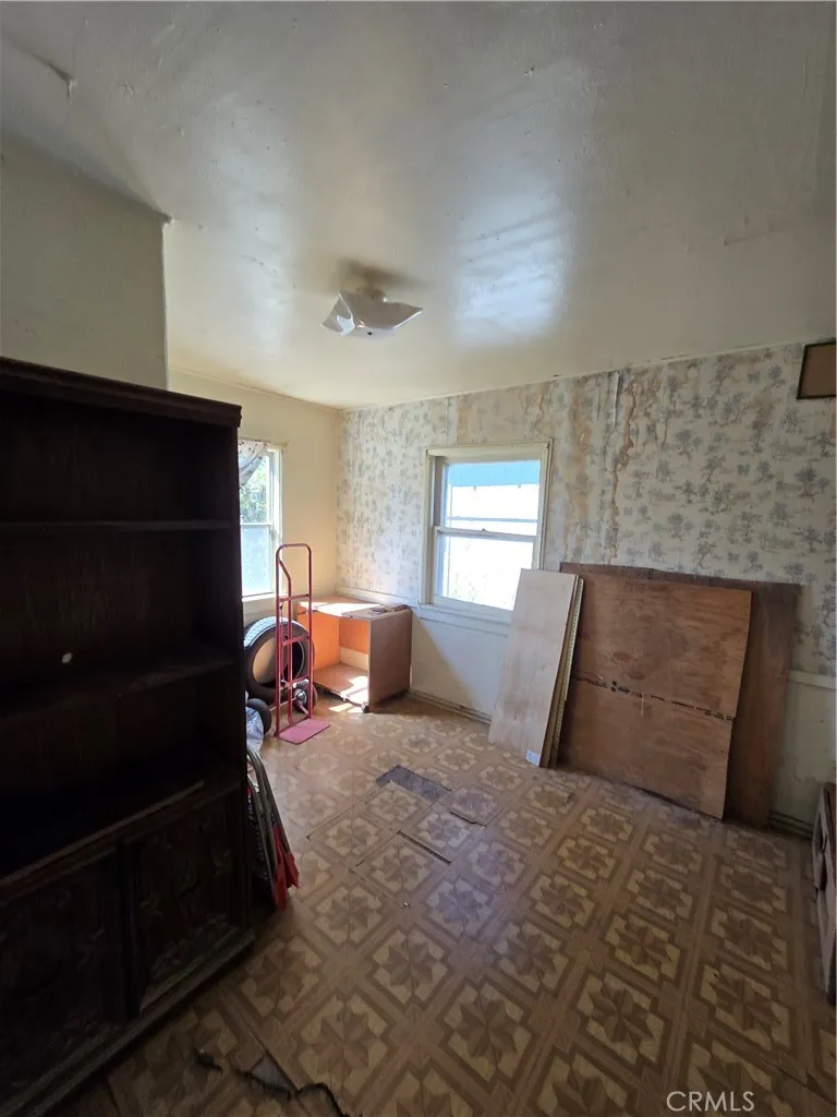 24366 Electric Avenue Red Bluff, CA 96080