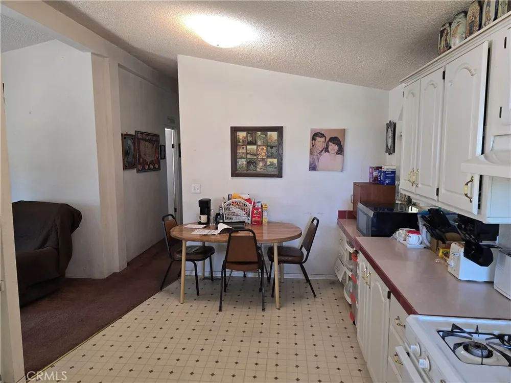 24366 Electric Avenue Red Bluff, CA 96080