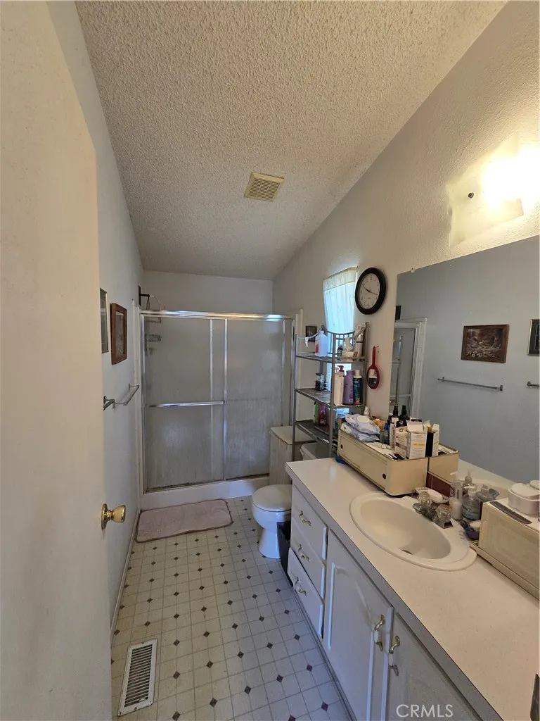24366 Electric Avenue Red Bluff, CA 96080