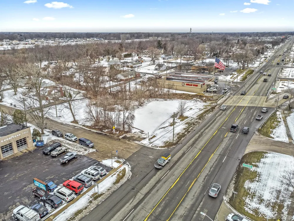 10854 ALLEN ROAD Taylor City, MI 48180