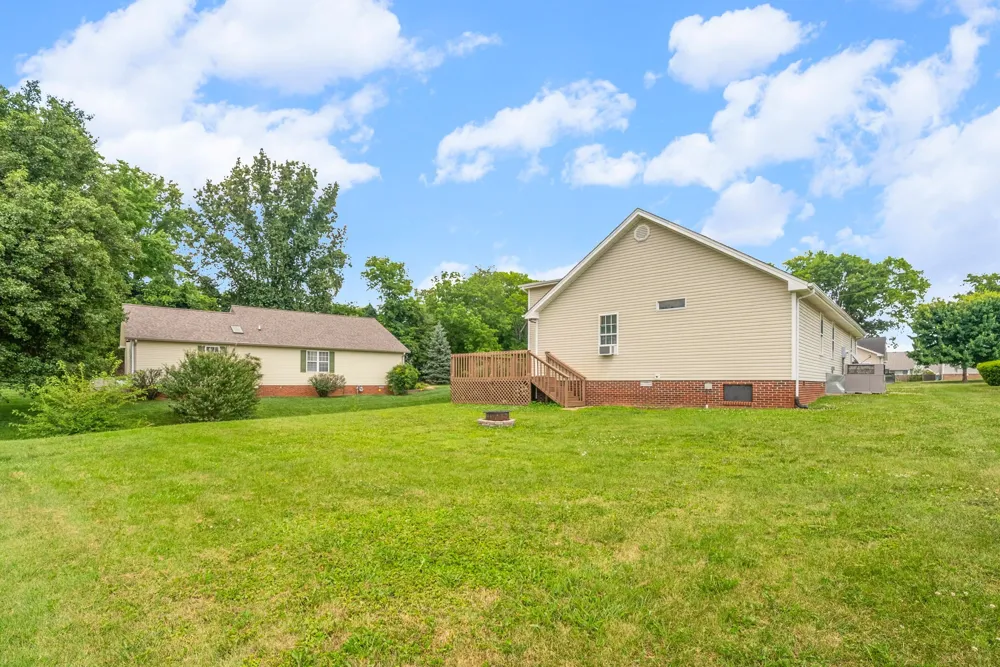 119 Carriage Way Hopkinsville, KY 42240