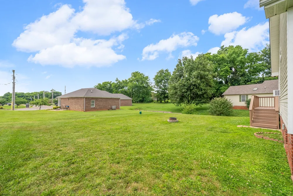 119 Carriage Way Hopkinsville, KY 42240