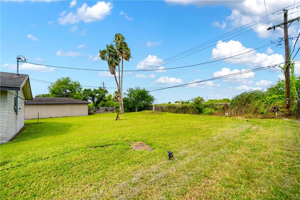 227 Seale Avenue Kingsville, TX 78363