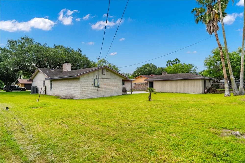 227 Seale Avenue Kingsville, TX 78363