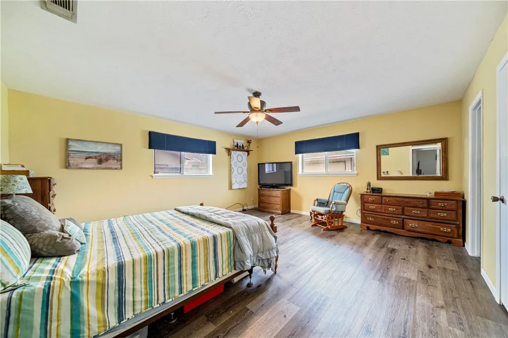 227 Seale Avenue Kingsville, TX 78363