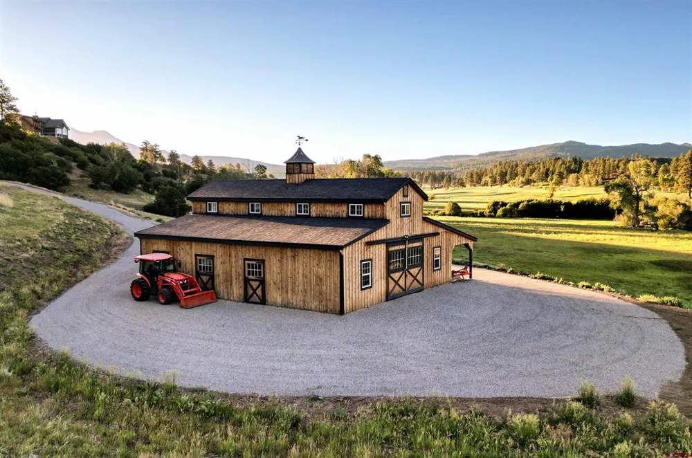 2001 Running Horse Place Chromo, CO 81128