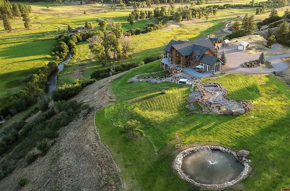 2001 Running Horse Place Chromo, CO 81128