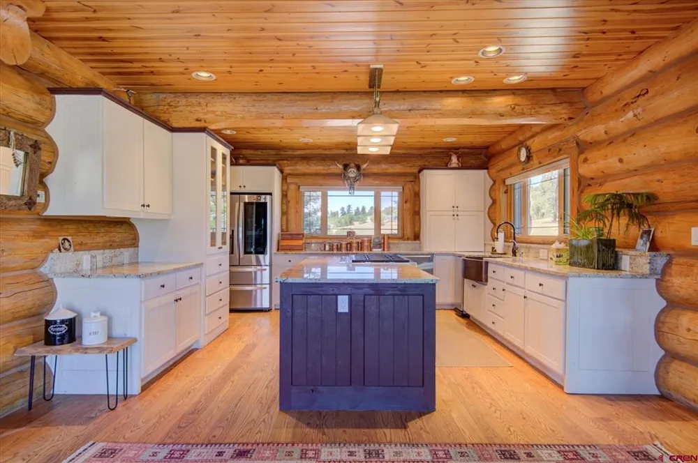 2001 Running Horse Place Chromo, CO 81128