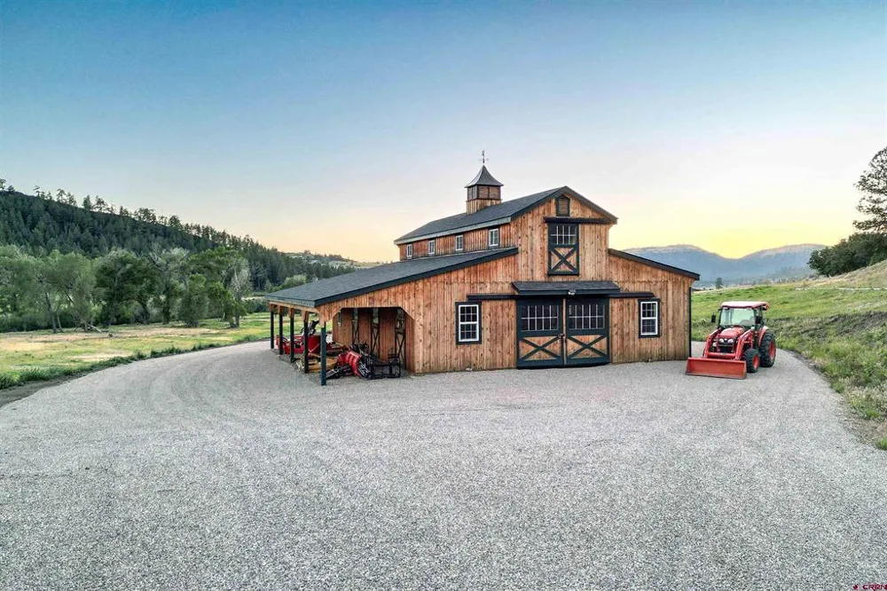 2001 Running Horse Place Chromo, CO 81128