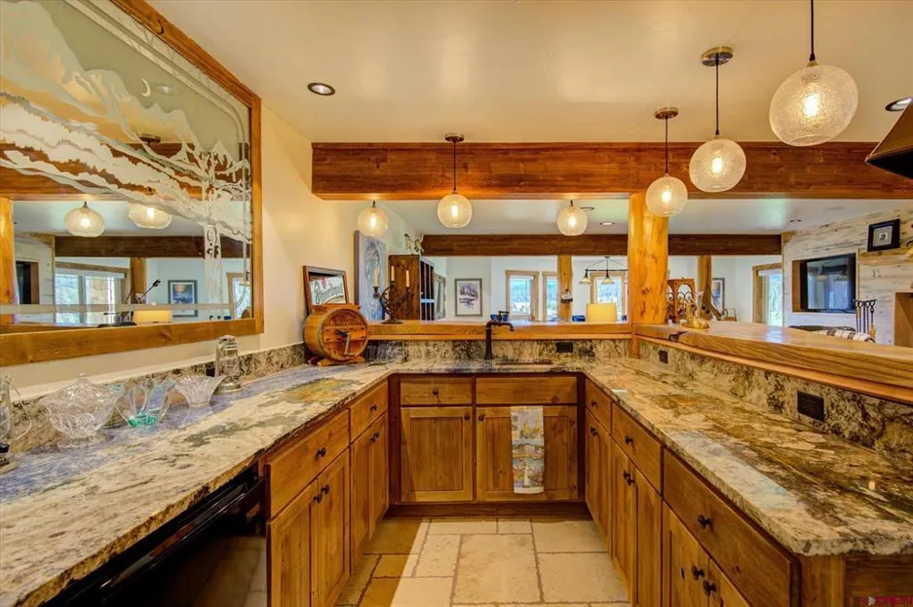 2001 Running Horse Place Chromo, CO 81128