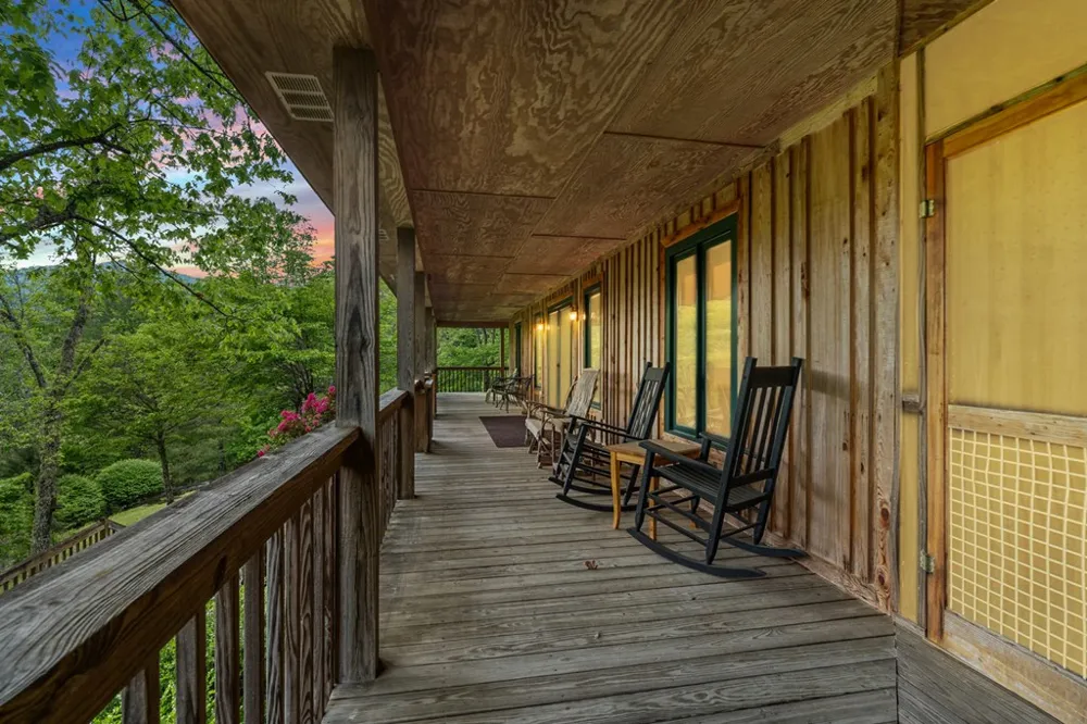 Robbins Rd Franklin, NC 28734
