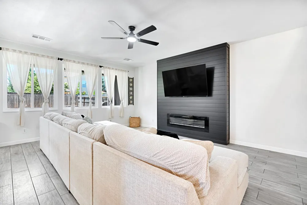 149 Dalton Sanger, CA 93657