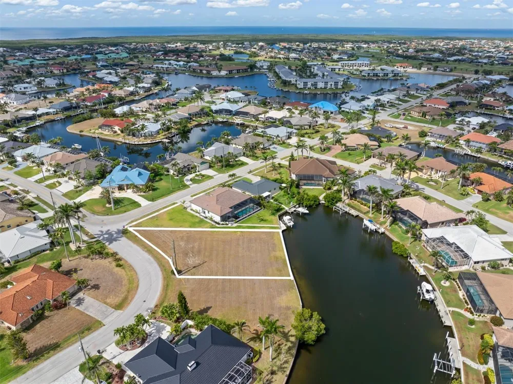 1466 KIWI COURT Punta Gorda, FL 33950