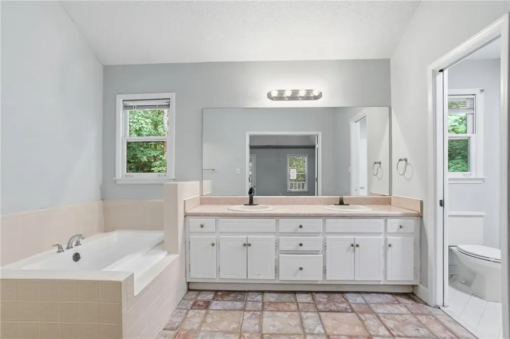 104 Ashland Trail Tyrone, GA 30290