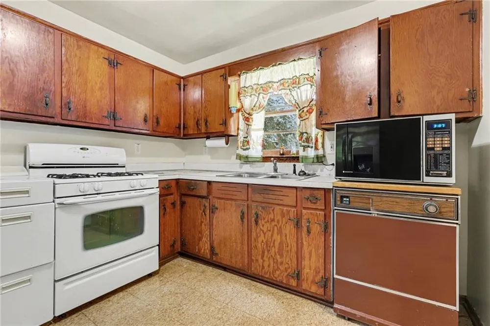 7019 Lakeview Lane Doraville, GA 30360