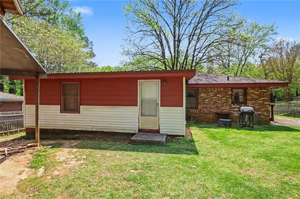 7019 Lakeview Lane Doraville, GA 30360