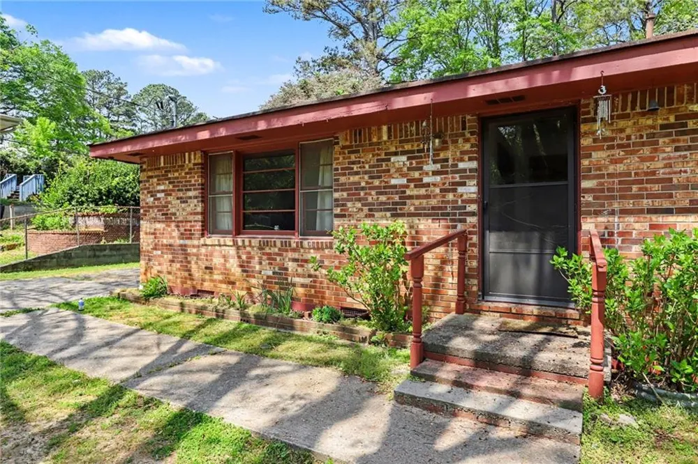 7019 Lakeview Lane Doraville, GA 30360