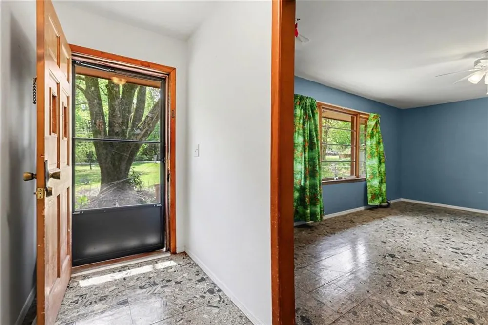 7019 Lakeview Lane Doraville, GA 30360