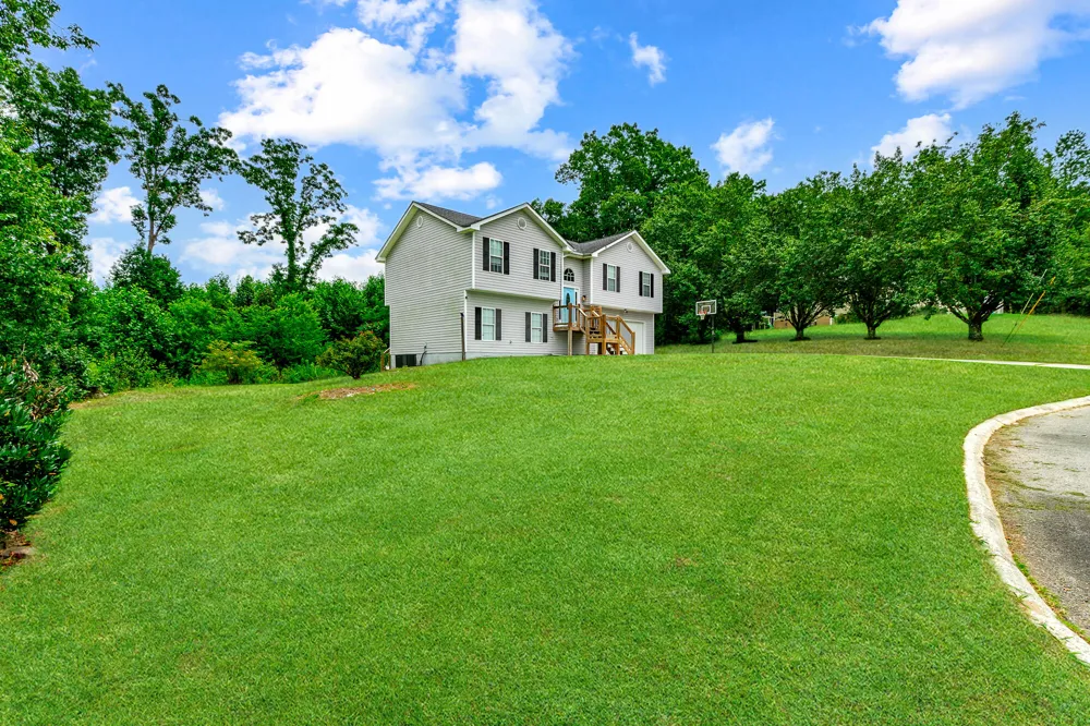 244 Courtney Circle Rocky Face, GA 30740